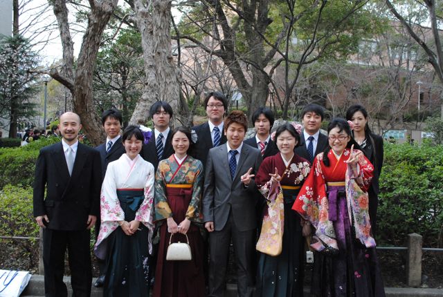 卒業生の集合写真