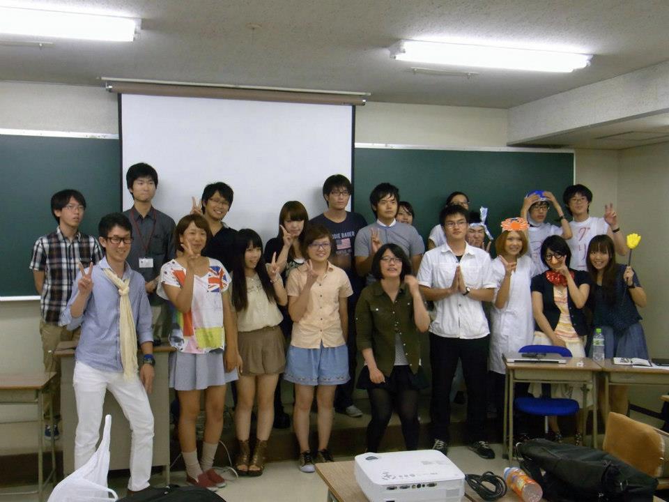 成果発表会を終えた学生たち